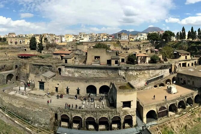 Skip the Line Ticket to Herculaneum with Audio Guide - Entering the Site: The Herculaneum Experience Begins