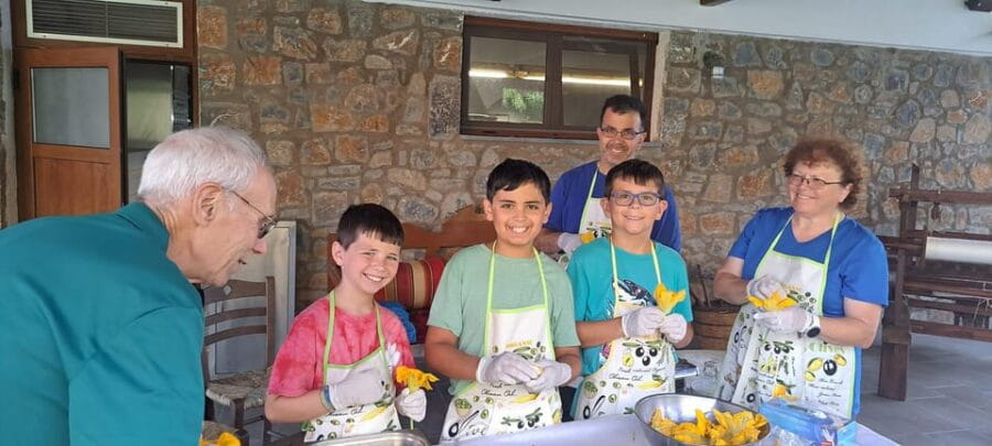 Small Group - Cretan Cuisine - Cooking Lessons in Heraklion - Crafting a Taste of Crete: The Cooking Experience