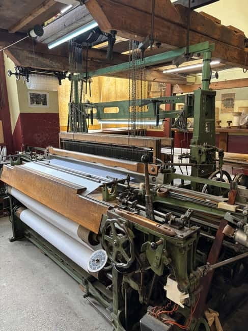 Soierie Vivante's weaving workshops : tours and demos - The Value of the Experience