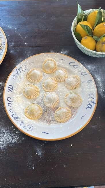 Sorrento: Cooking with a Local Chef & Wine Pairing by the Sea - Setting the Scene: Authenticity in a Typical Villa