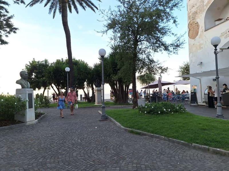 Sorrento: Dynamic Food and Wine Tour with Local Guide - Practical Details and Value