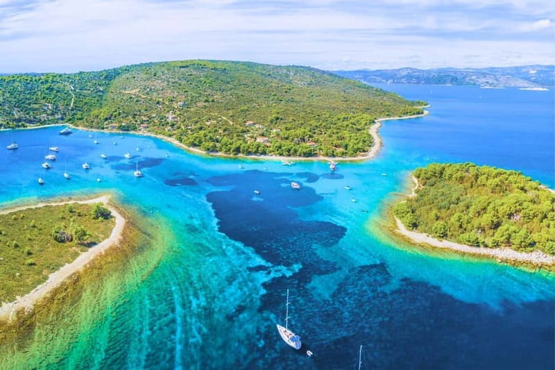 Split: Blue Lagoon & 3 Islands Speedboat Tour - Small group - Entering Croatia’s Water Wonderland: The Itinerary Breakdown
