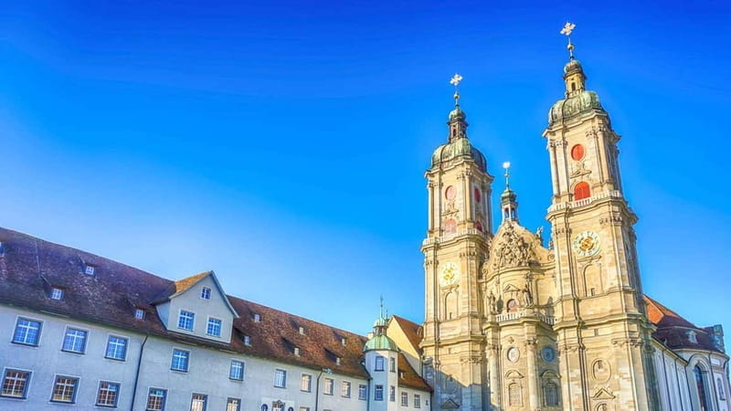 St. Gallen: Private Guided City Tour - Wandering the Old Town: Charm and Architecture