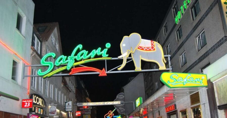 St. Pauli: Daytime Tour - Herbertstraße: The Sinful Mile in Daylight