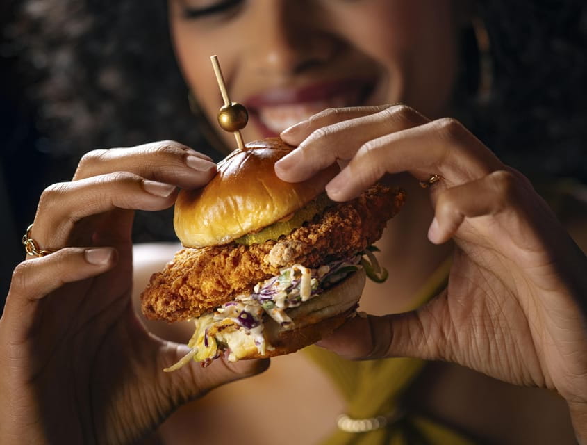 Stockholm: Hard Rock Cafe Stockholm Lunch or Dinner - The Practical Details of the Hard Rock Cafe Stockholm Meal