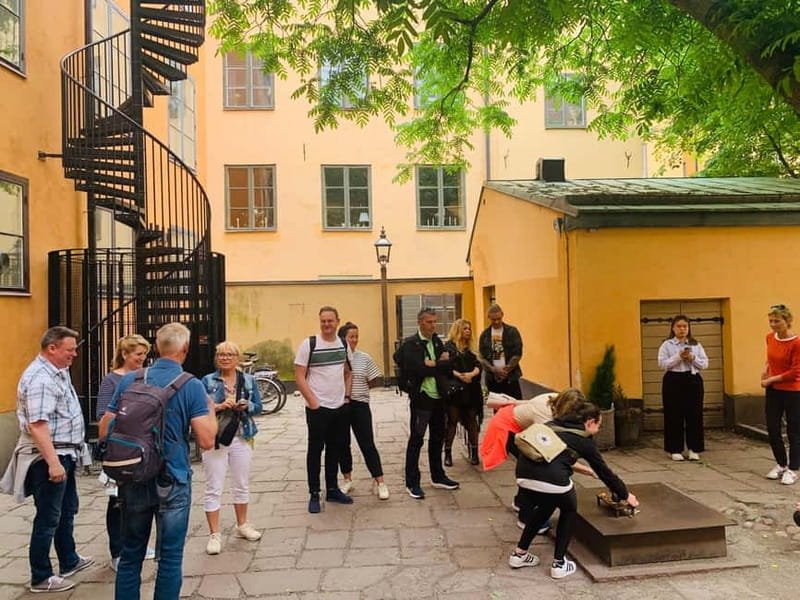 Stockholm: Old Town Guided Walking Tour (English / Deutsch) - FAQ About the Old Town Guided Walking Tour