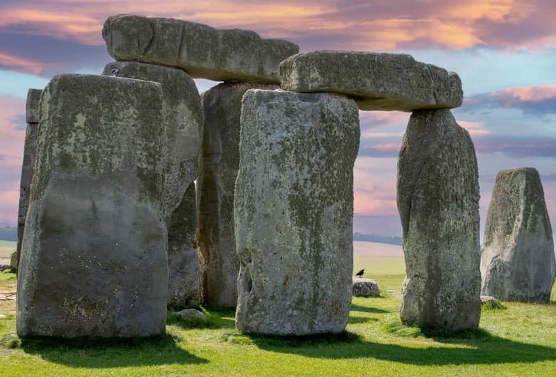 Stonehenge: Inner Circle Access Private VIP Tour - Entering The Stones: A Closer Look