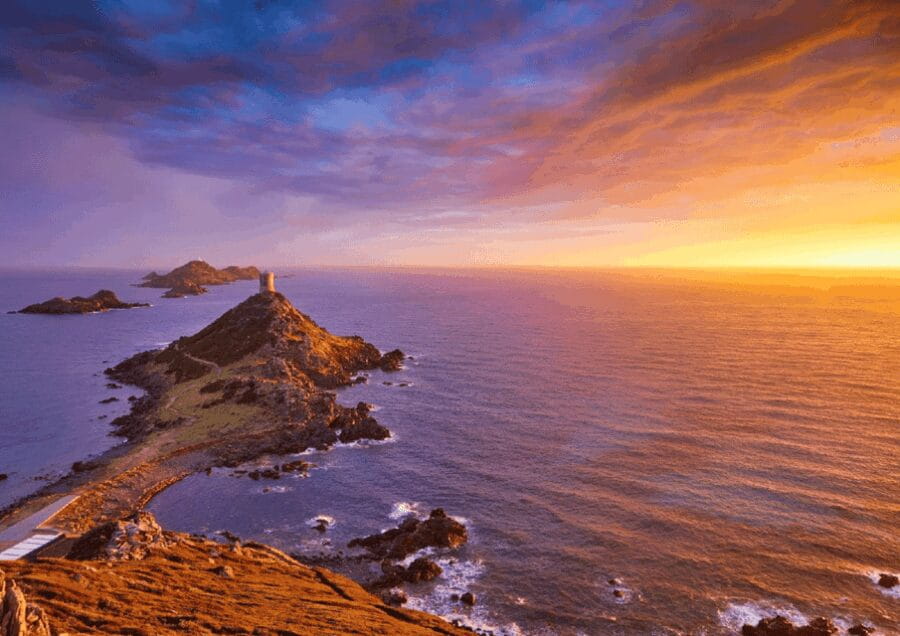 Sunset Boat Party : a party in the Sanguinaires Islands - Who Will Enjoy This Experience?