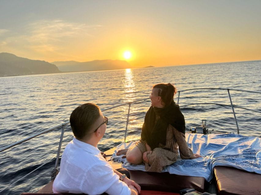 Sunset boat tour in Palermo - Who Will Love This Experience?