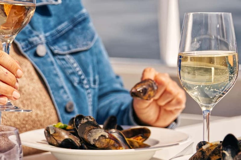 Sylt: Shell safari with boat | incl. Mussel tasting & 1 glass of wine - FAQ
