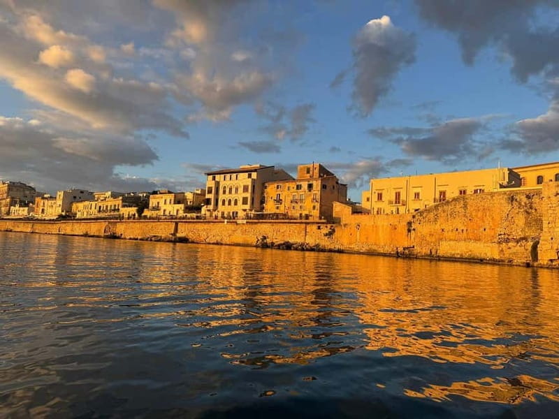 Syracuse: Boat Trip with Lunch, Wine, and Swimming Stops - Why This Boat Trip Offers Something Special