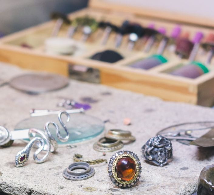 Syracuse: Tour Artisan Shops in the Old Town of Ortigia - The Itinerary: A Detailed Breakdown