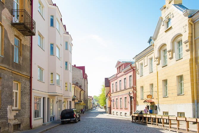 Tallinn Private Walking Tour - Toompea Hill: A View into Estonia’s Political Heart