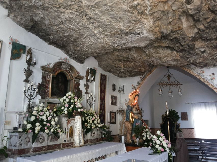 Taormina. Highlights Tour with Isolabella and Castelmola - Walking the Pedestrian Path of Ancient Taormina