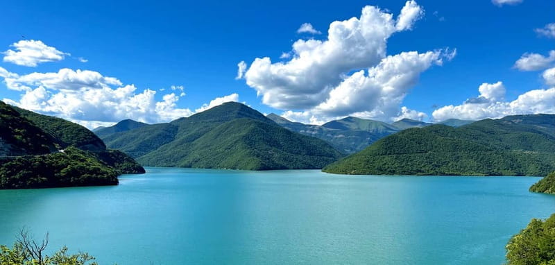 Tbilisi: Gudauri and Kazbegi Day Trip Including 4WD - Who Should Take This Tour?