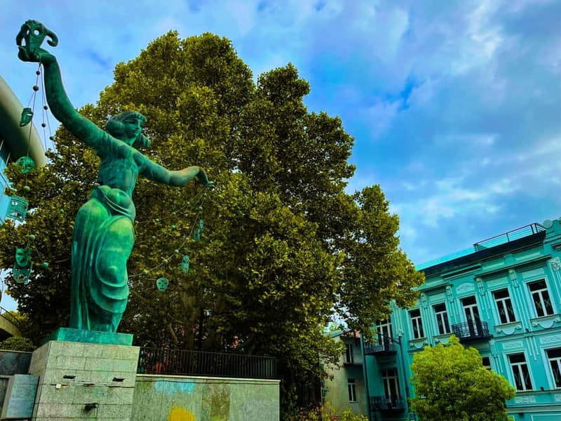 Tbilisi: Walking Tour of Main Highlights With Food & Wine - The Value of a Guided Walk & Tastings