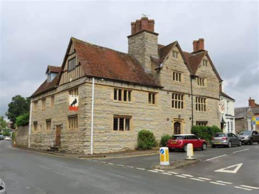 The Alternative Shakespeare Tour + 3 Course Carvery - Who This Tour Is Perfect For