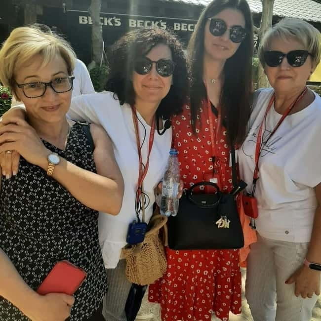 The Best of Sarajevo in Polish. Grand Walking Tour. - Walking Through the Landmarks: From Sarajevo City Hall to Latin Bridge