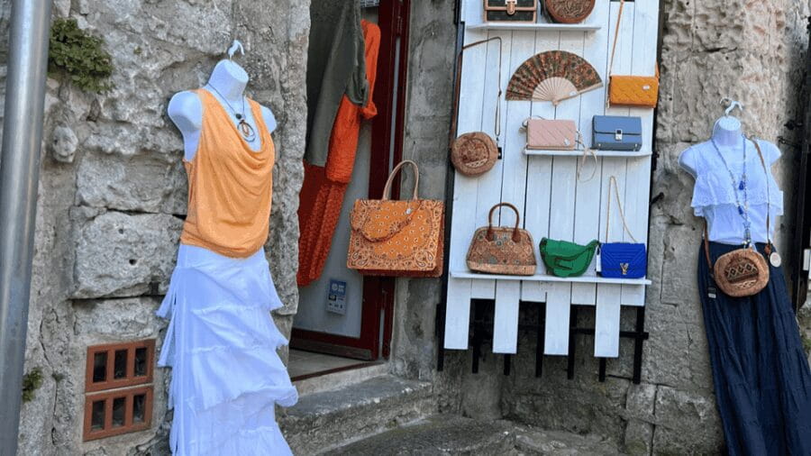 The Essence of Provence : Avignon, St Rémy, les Baux, Arles - Who Will Love This Tour?