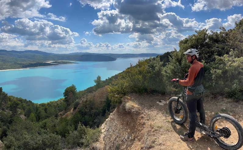 The lakeside panoramic tour: Guided electric scooter rides - Who Will Love This Tour?