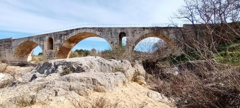 The Luberon: Visit the hilltop villages by electric bike - Price, Logistics, and Value