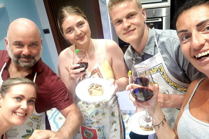 The Ultimate Neapolitan Cooking Class with Local - The Meal: From Kitchen to View