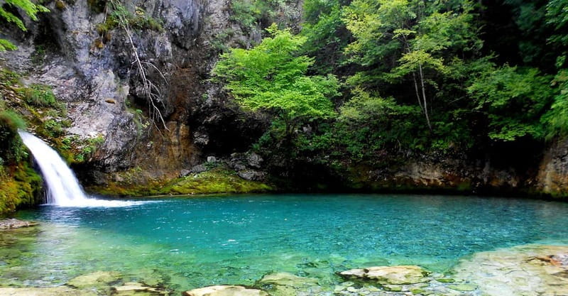 Theth Day Tour: Waterfall and the Blue Eye - Exploring the Albanian Alps: The Start in Shkoder