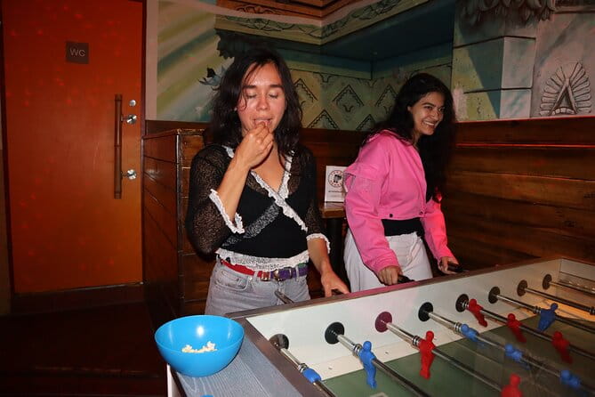 Thursday Night Pub Crawl for Professionals in Vienna, Austria - Who Will Love This Experience?