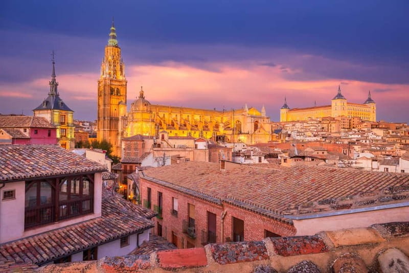 Toledo: A Night and Touristic Tour Through Cinema - Price, Booking, and Practical Tips
