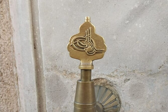 Topkapi Palace with Harem Walking Tour with Guide - Price, Logistics, and Practical Considerations