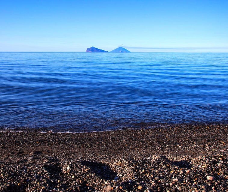 TOUR: ALICUDI E FILICUDI (MAX 12 P) - Who Will Enjoy This Tour?