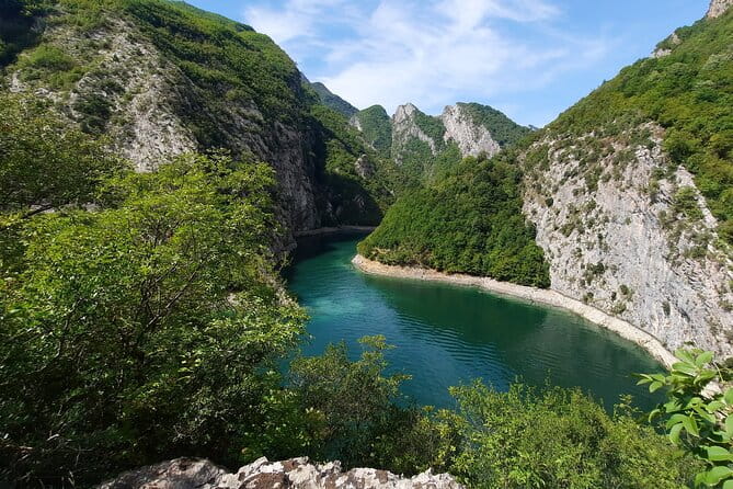 Tour of Komani, Valbona, Thethi, Blue Eye in three days - Practical Tips for Your Trip