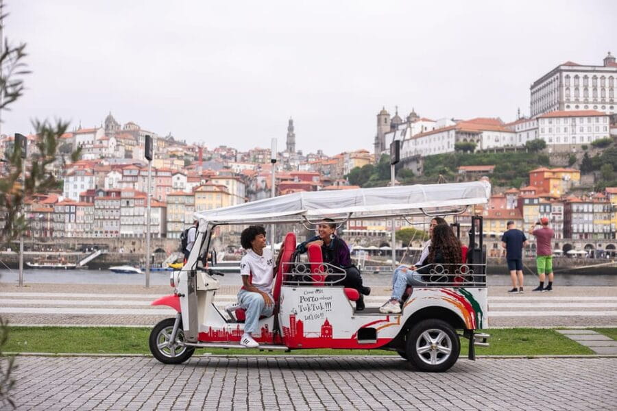 Tour Porto: Tuk Tuk Adventure with a Classic Port Wine - Price and Logistics: Is It Worth It?