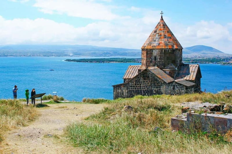 Tour Transfer to/from Tbilisi with Lake Sevan & Wine tasting - Exploring the Journey: The Itinerary in Detail