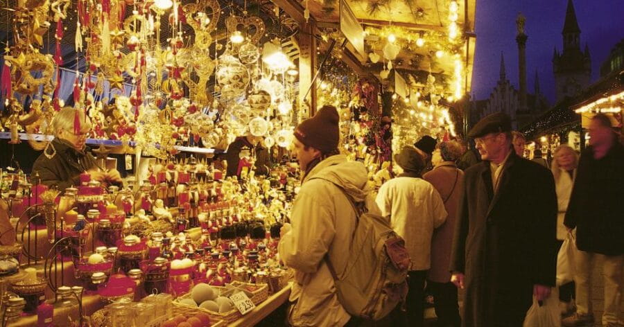 Tour Weihnachtsmarkt mit Kostproben - What to Expect During the Tour