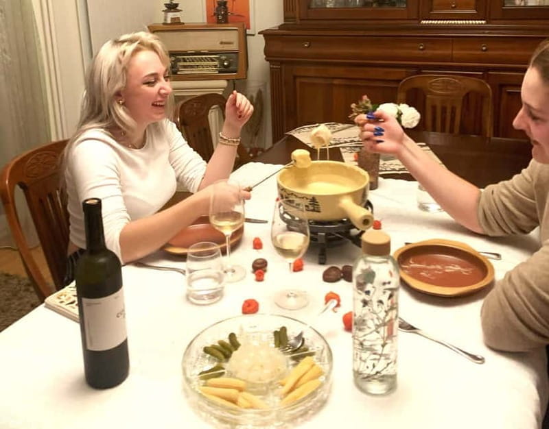 Traditional Swiss Dinner: Cheese Fondue, Appetizers/Dessert - Key Points / Takeaways