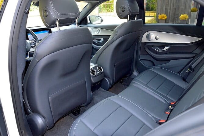 Transfer from Orly/CDG/LBG Airport to Paris (E-Class 2pax) - Inside the Experience: What You Can Expect