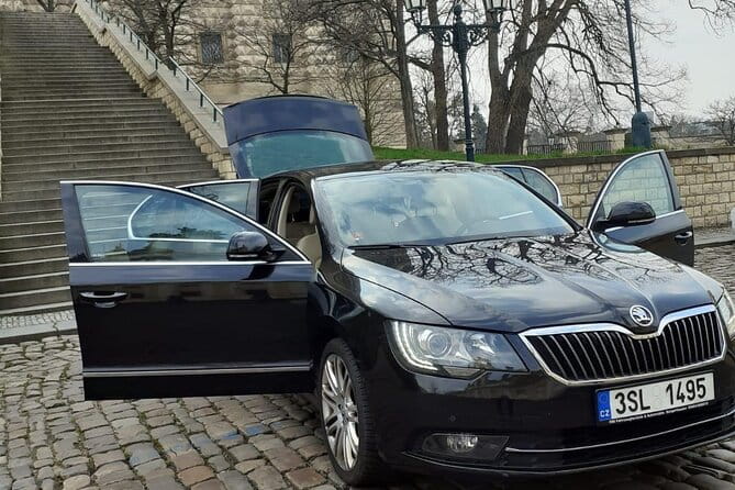 Transfer from Prague Hotel to Airport Prague - The Experience: From Hotel to Airport