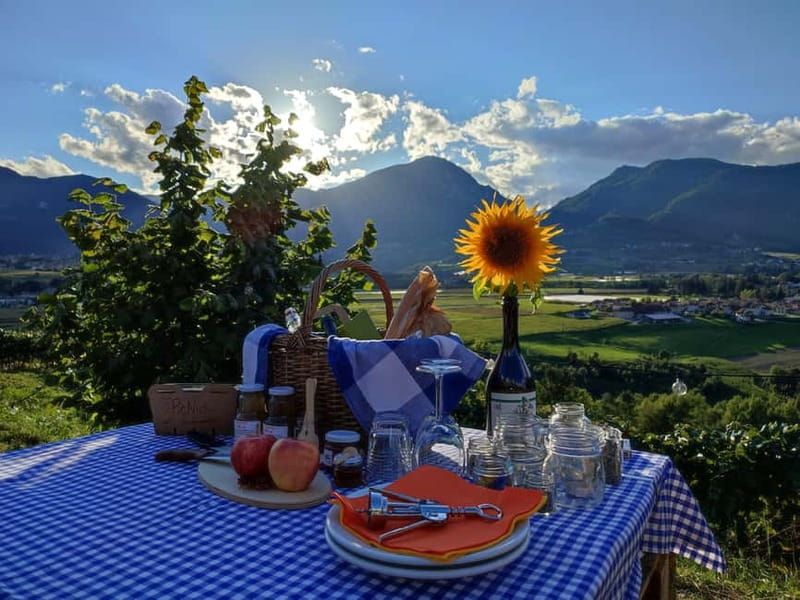 Trentino Agriconda: picnic al tramonto cesto Maserac - Who Will Love This Experience Most?