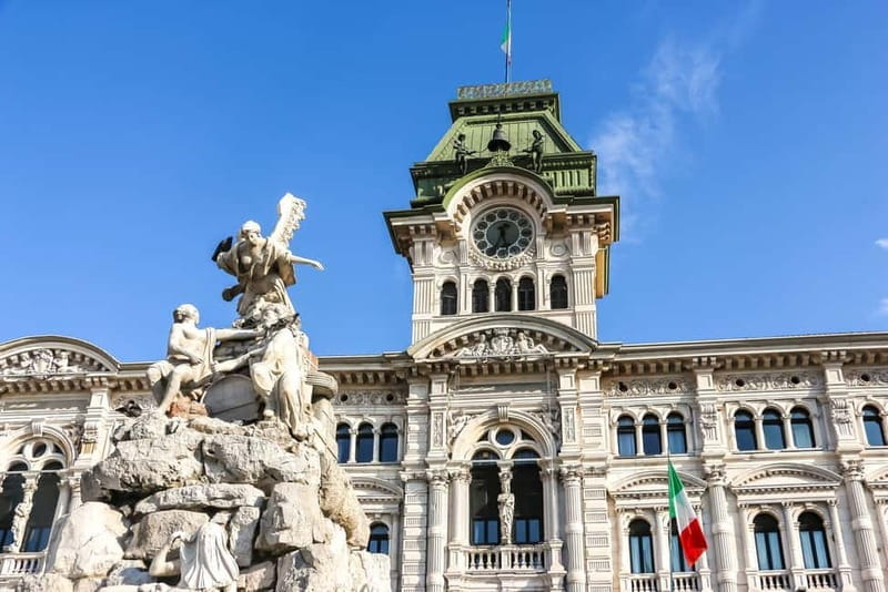 Trieste: Express Walk with a Local in 60 Minutes - Exploring Trieste in 60 Minutes: An Authentic Introduction