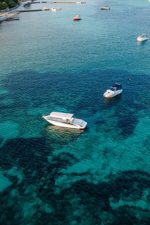 TROGIR: Blue Lagoon & 3 Islands Half-day Speedboat tour - Blue Lagoon: Crystal Waters and Relaxation