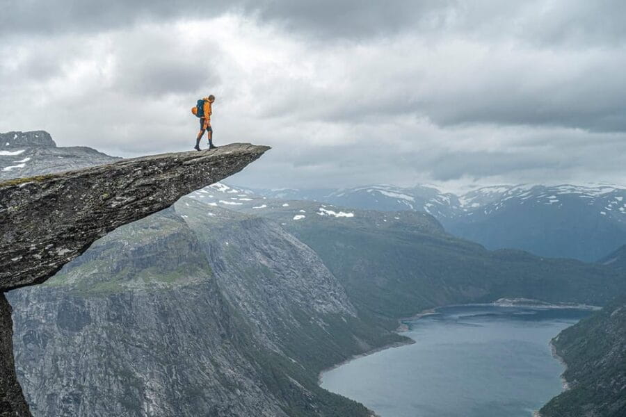 Trolltunga: Trolltunga Summer Hike - The Downhill and Return Journey