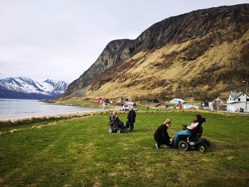 Tromsø: Fjords, Kvaløya & Sommarøy Accessible Tour w/ Lunch - A Closer Look at the Experience