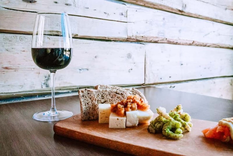 Tromsø: Senja Island Hiking Day Trip with Bus and Ferry - Who Will Love This Trip?