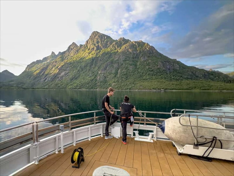 Tromsø: Summer Arctic Light Cruise with a Guide - The Scenic Coastline of Kvaløya