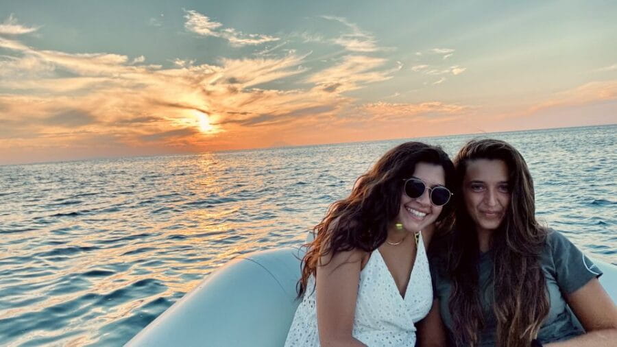 TROPEA: tramonto con aperitivo e snorkeling max.2 pax - Who Should Book This Experience?