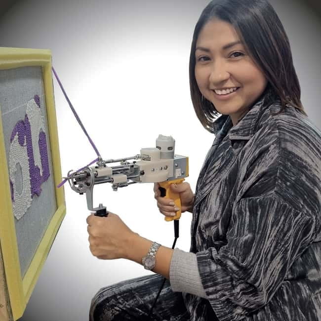 TUFTING: Learn how to make a rug during a fun class in Valencia. - Who Will Enjoy This?