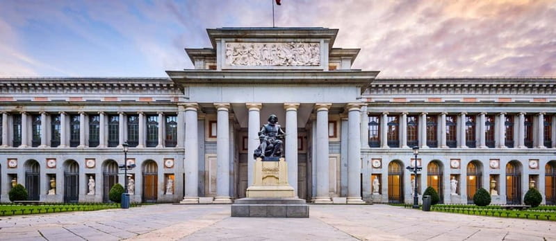 Tuk Tuk Tour 100 Mins + Snack + Full Meal - Unique Touches: Snacks, Meals, and Comfort