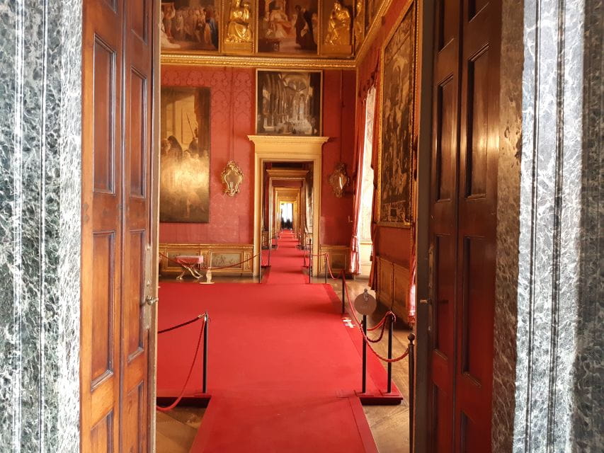Turin: Royal Palace & Cathedral Tour w/ Skip-the-line Entry - The Holy Shroud and Its Sacred Significance