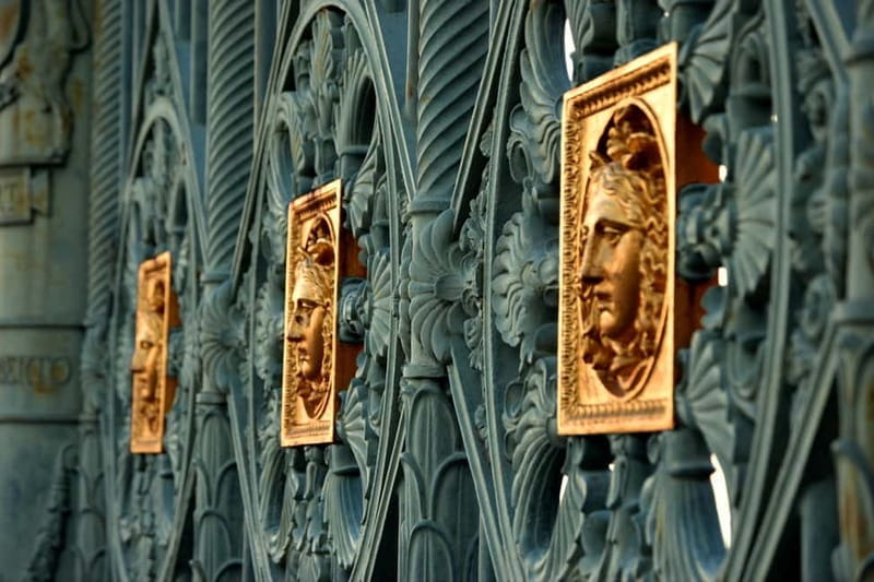 Turin: The Highlights guided tour - Entering Turin: A Journey Through Time Begins